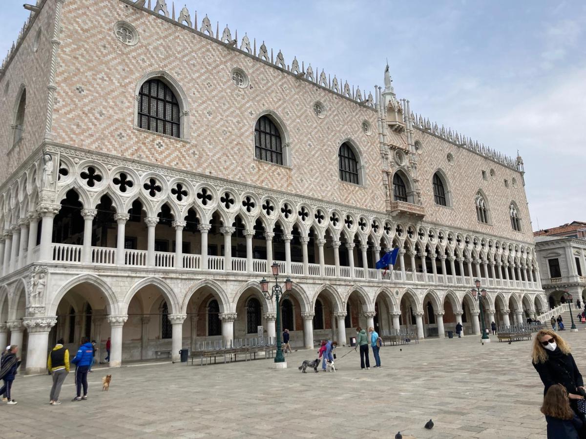 Venice Venezia ,Ghetto,Biennale, Campo Maddalena 외부 사진
